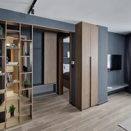 Nova Planina Τζαχορίνα